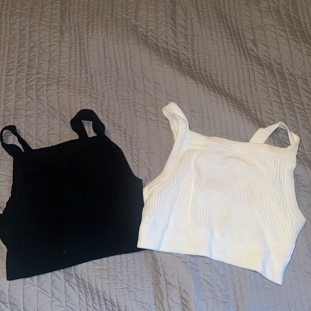 Women's Black and White Ribbed Crop Tops